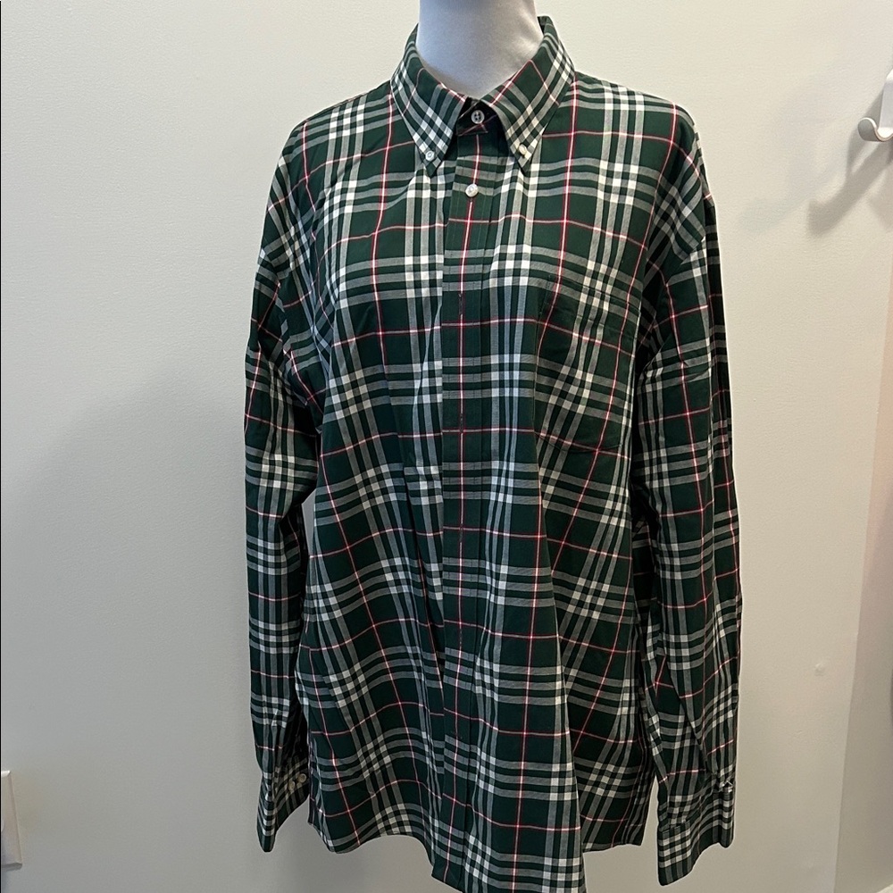 NWOT. Lands End Men’s Classic Green Plaid Button-Down Shirt